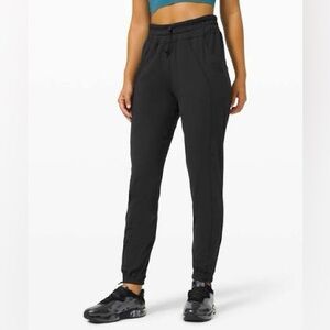 Lululemon Ready to Rulu Jogger Black Size 2 – Soft Rulu Fabric, Tapered Fit